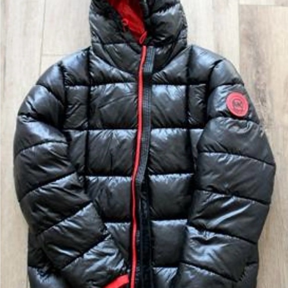 Michael Kors Black and Red Puffer Jacket Unisex - Picture 2 of 9